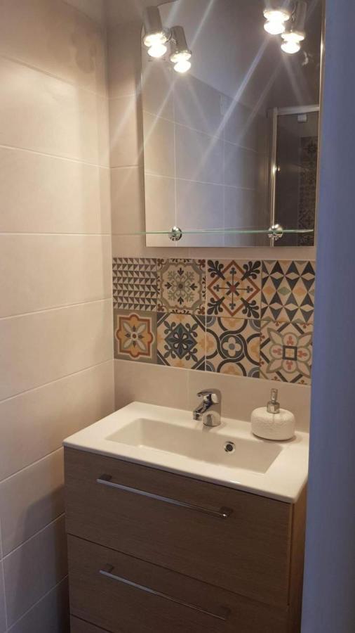 Bella Vista Apartment บาสเตีย ภายนอก รูปภาพ